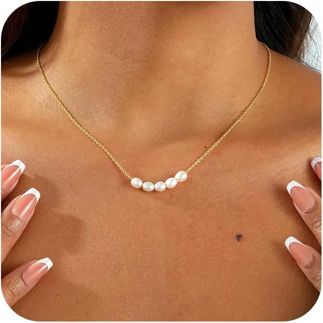 CAROVO Dainty Pearl Pendant Necklaces for Women 14k Gold Plated Barque Pearl Chain Necklace Delicate Handmade Cultured Pearl Necklace Everyday Jewelry for Gifts