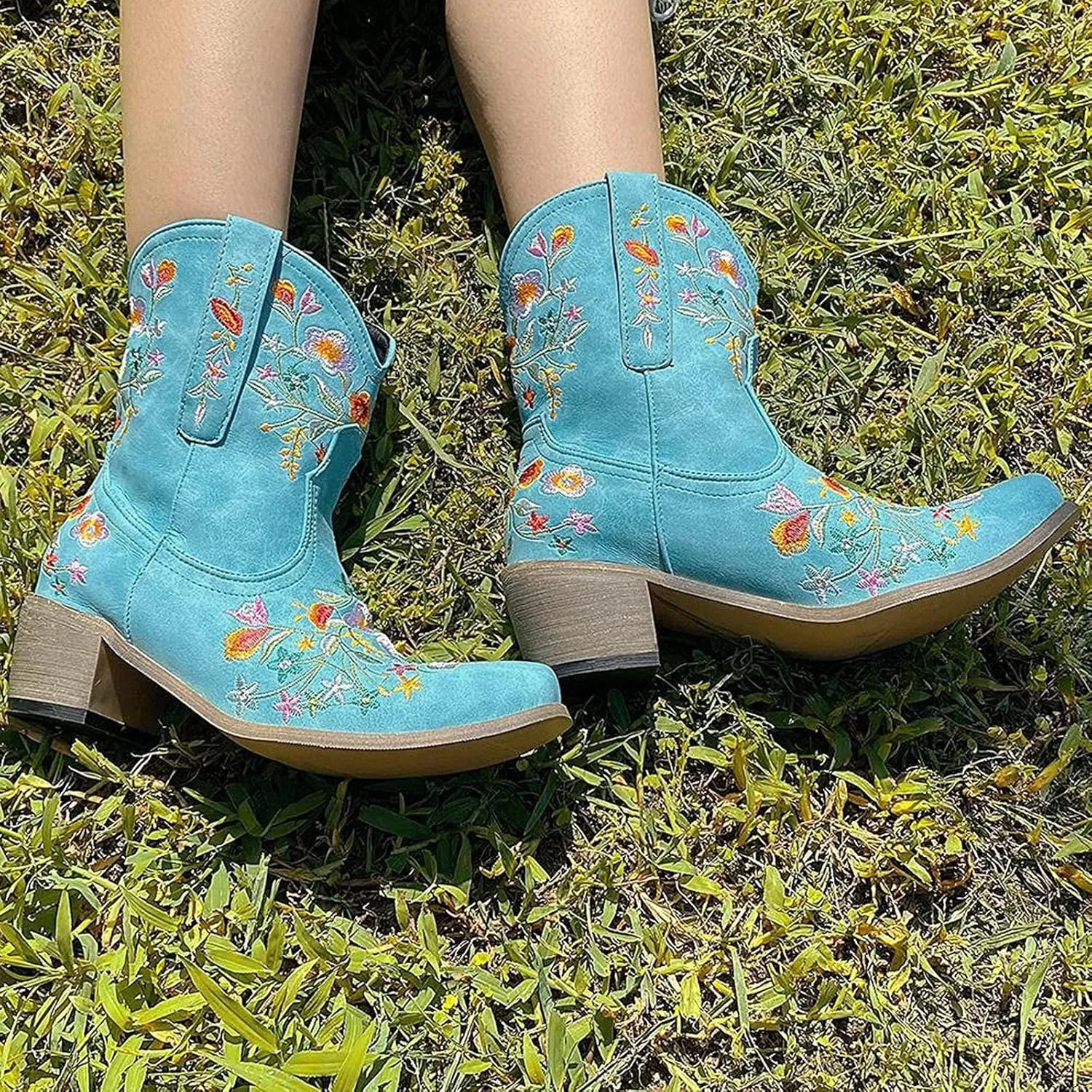 Cowboy Boots for Women Cowgirl Boots Western Fashion Stitched Embroidered Chunky Heels Slip on Black Cowgirl Boots