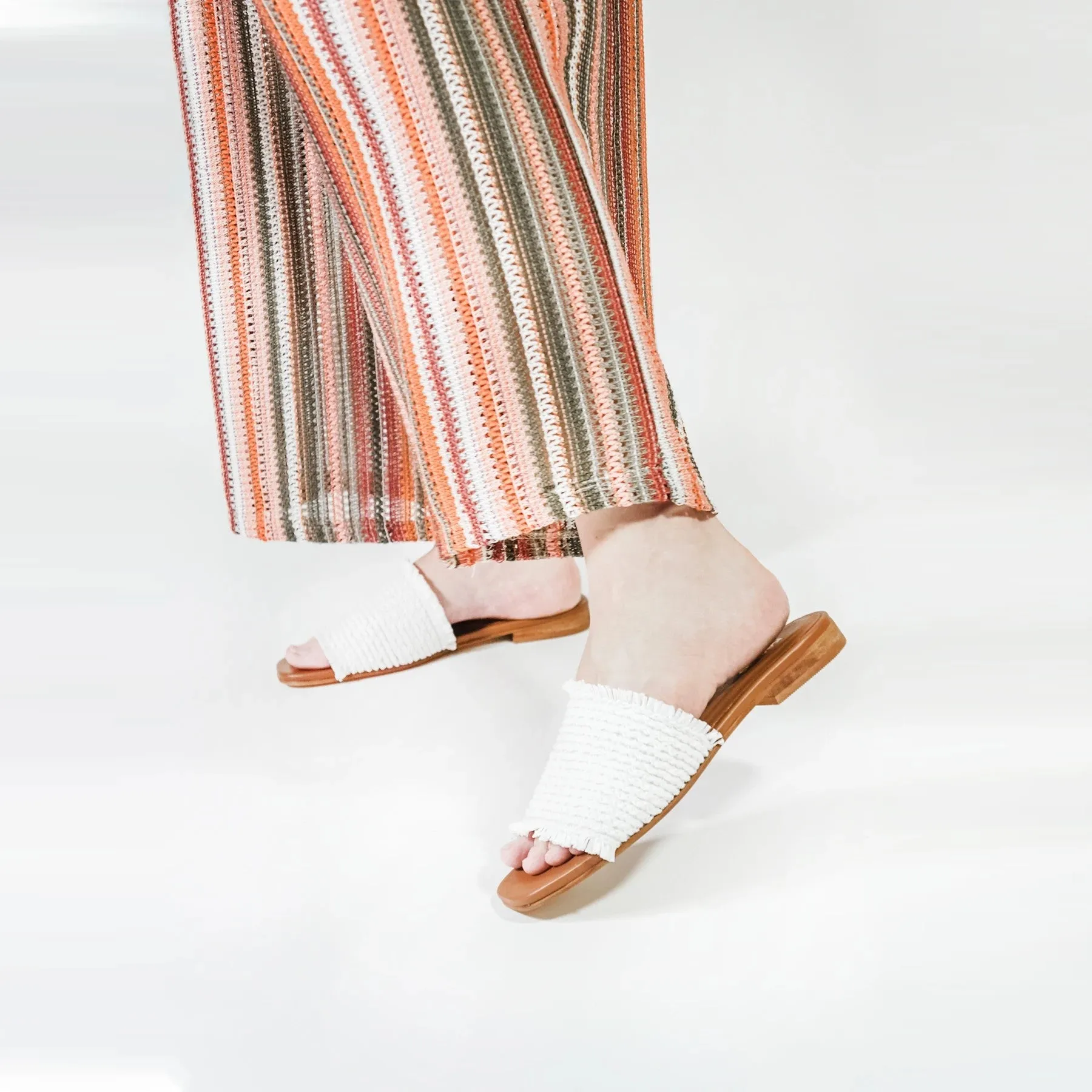 Crete Frayed Sandal (White)