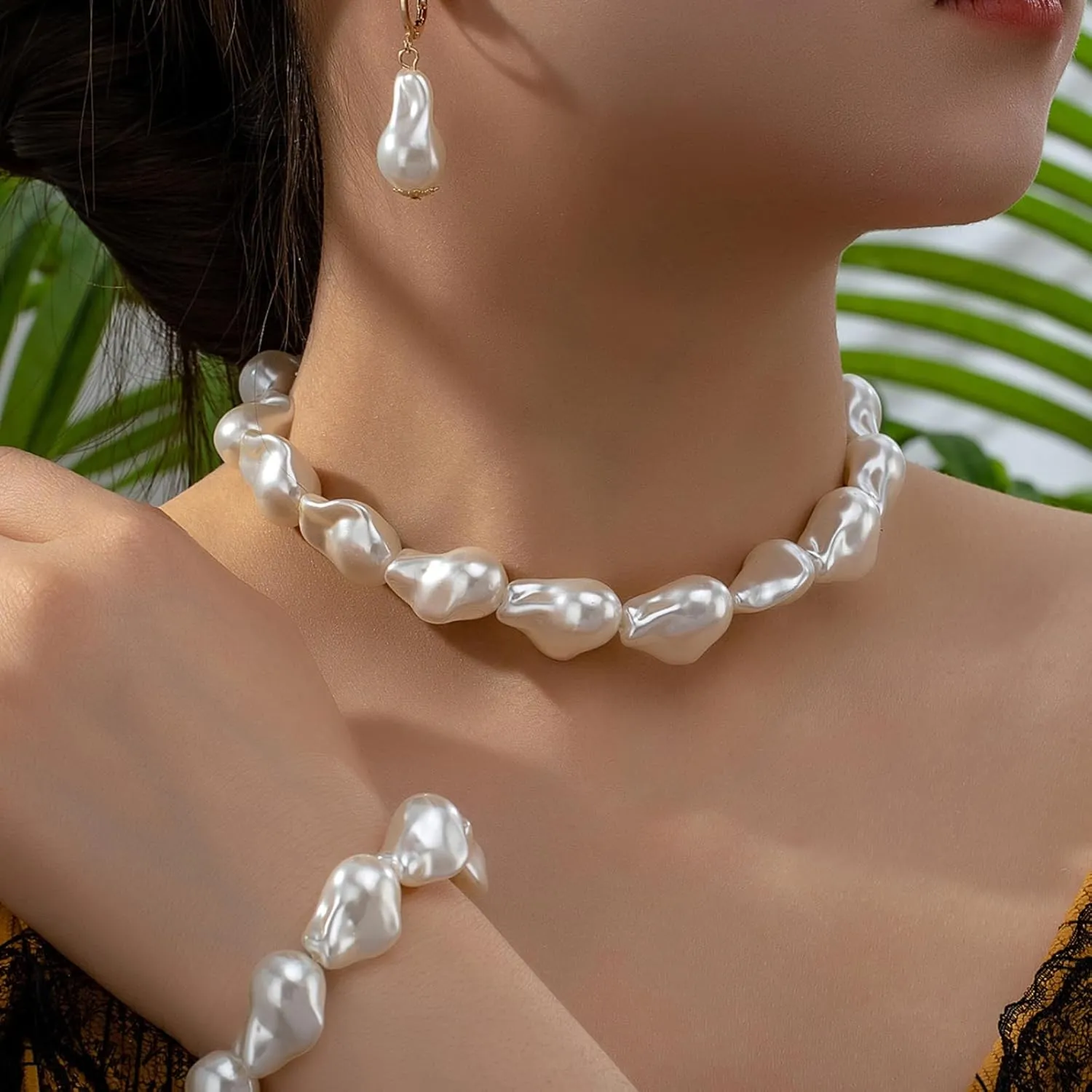 Dcfywl731 Pearl Jewelry Set for Women Pearls Necklace and Earring Set Chunky Pearl Necklaces for Women Prom Jewelry Big Pearls Charm Choker Wedding Jewelry Sets for Brides