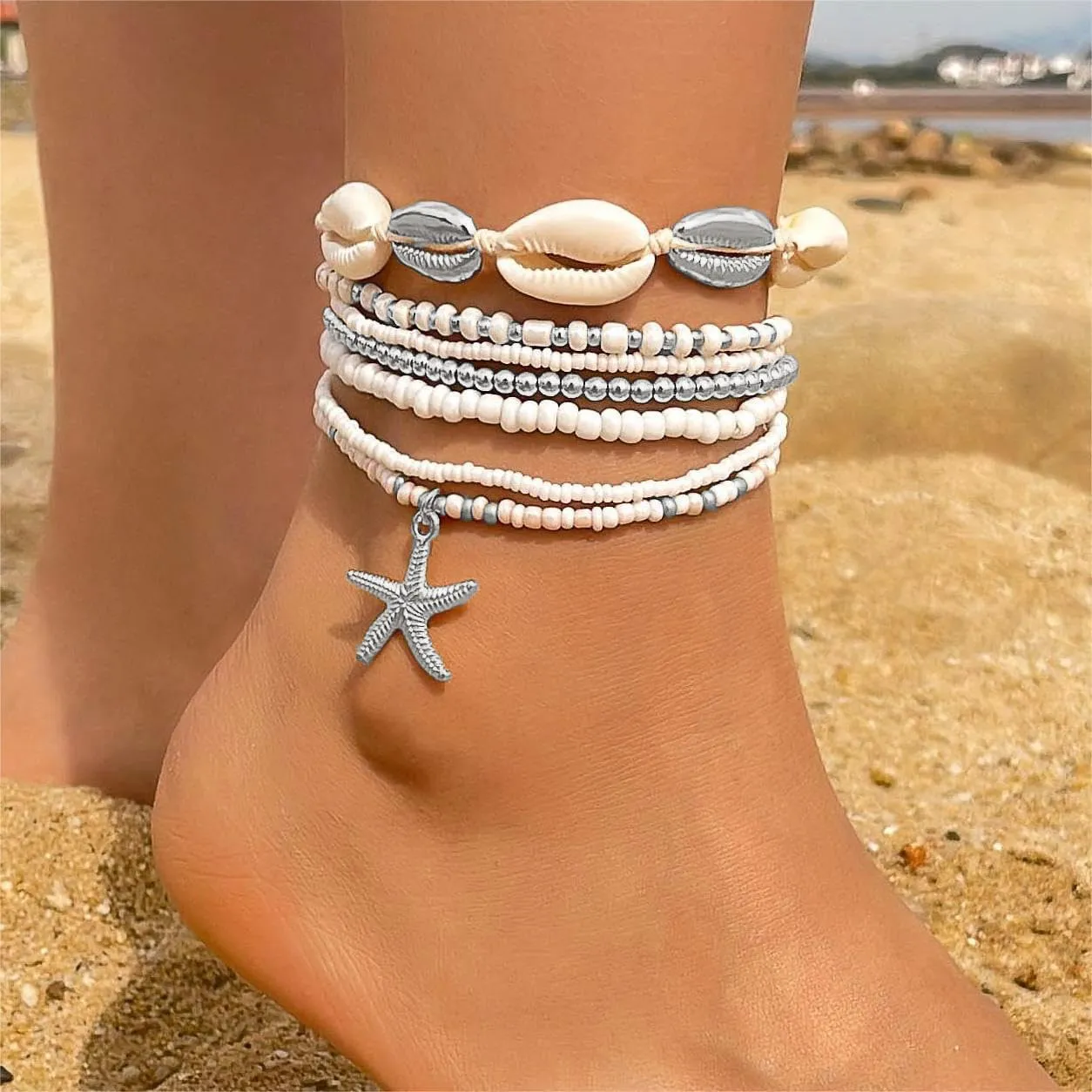 GIGB PBDK 7pcs Stackable Beach Shell Bracelet Set for Woman Lover,Boho Cowrie Seashell Starfish Bracelet Set,Cute Beaded Jewelry Gifts for Friends