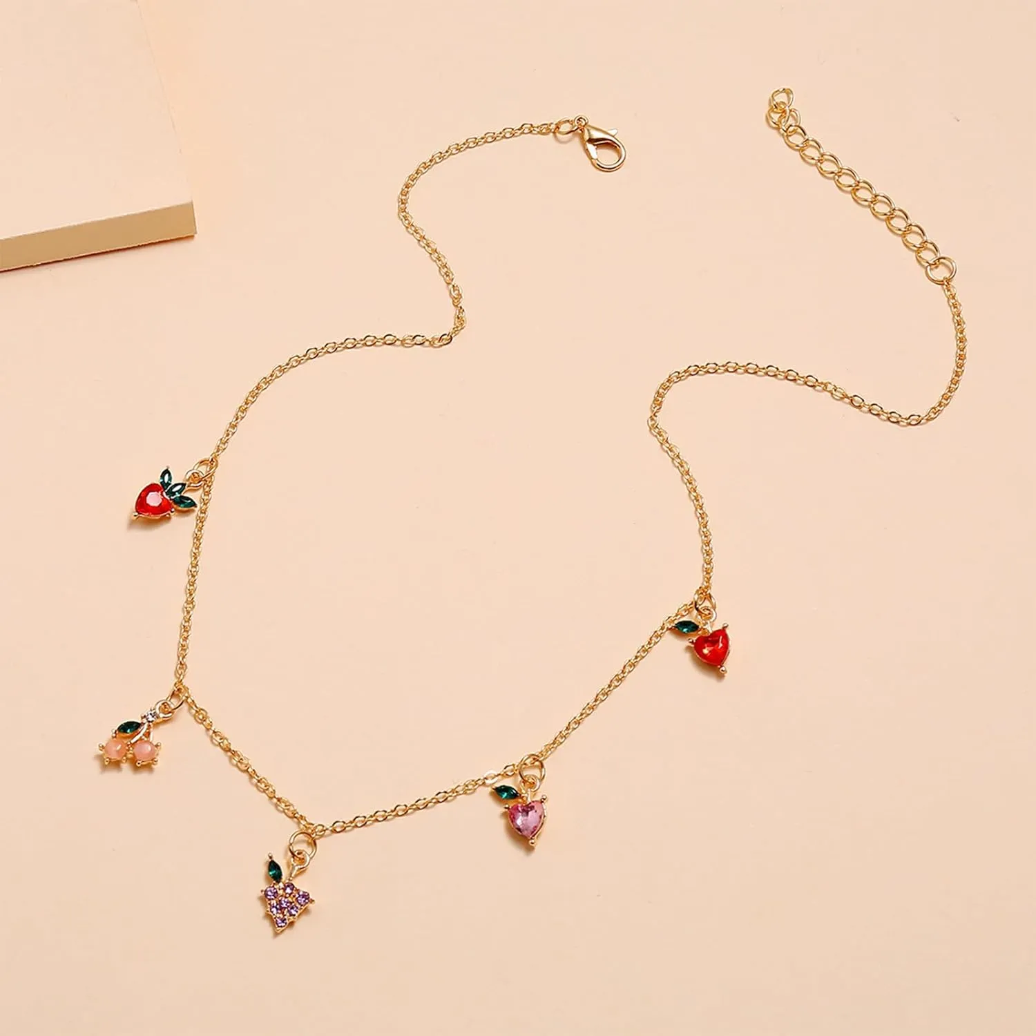 Gold Charm Necklace for Women Dainty Western Cowgirl Necklace Pearl Bow Coin Cherry Charm Necklace Western Outfits for Women Necklaces for Women Trendy