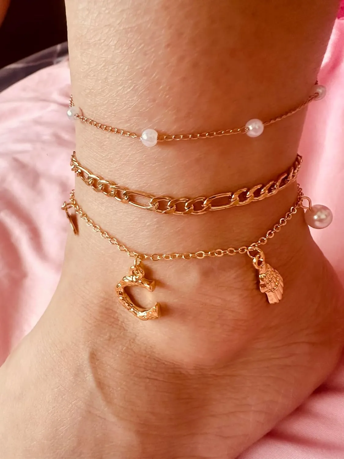 Initial Charm Anklets For Women Shell Letter Anklets Set Gold Charms Pendant Boho Summer Seashell Beach 14k Jewelry for Women Gift