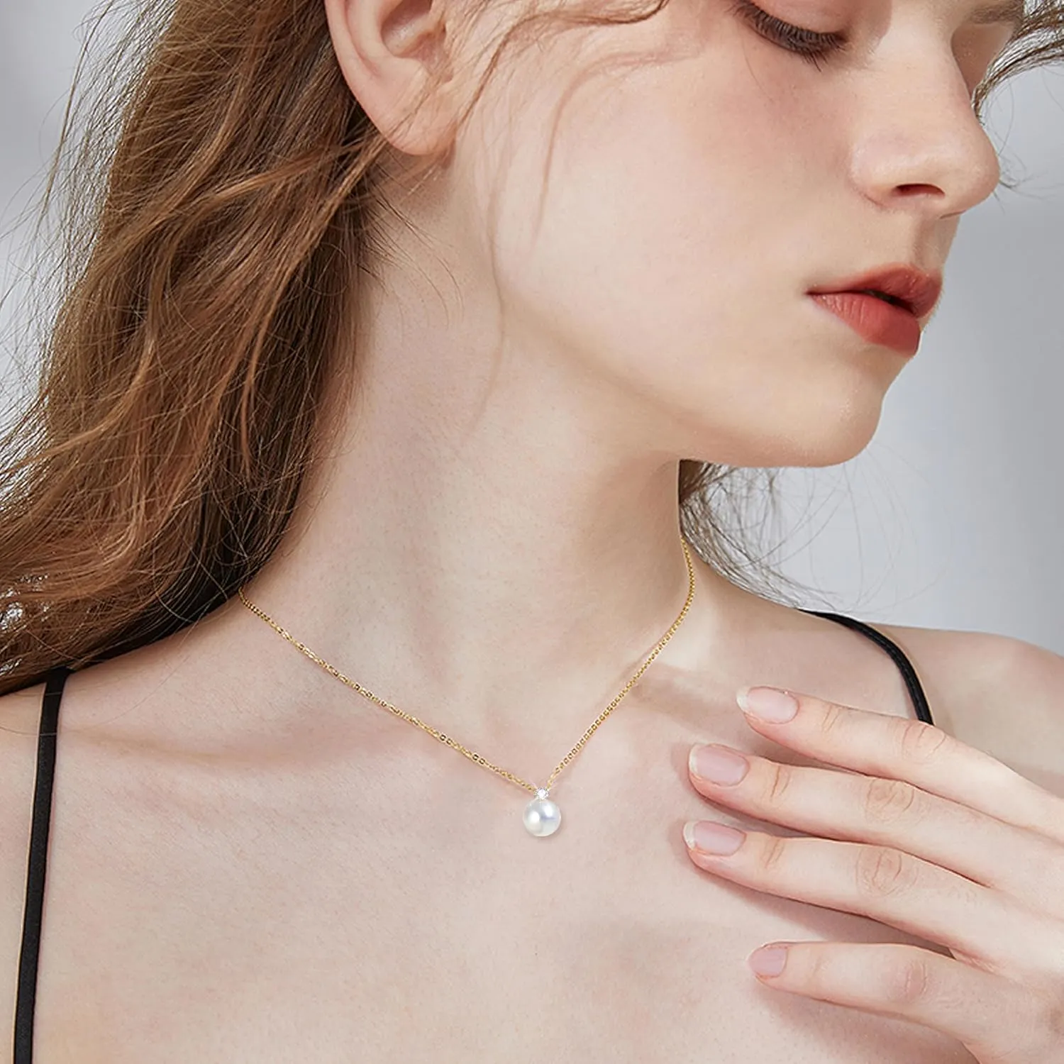 Pearl Pendant Necklaces for Women, 14k Gold Plated Single Pearl Choker Necklace with Cubic Zirconia Crystal, Pearl Wedding Jewelry for Bride Bridesmaid Gift, Everyday Wear