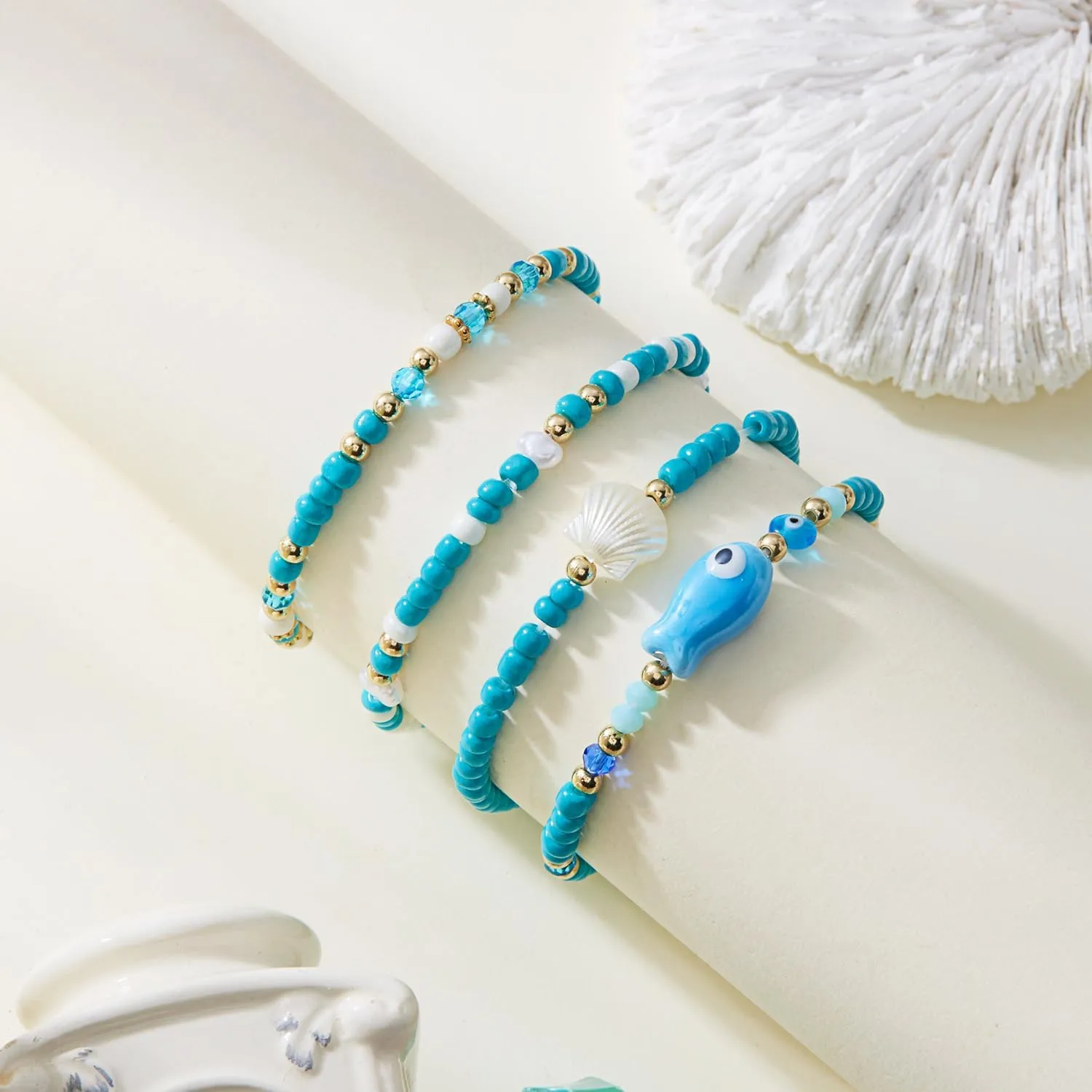 Pingyongchang Boho Ceramic Fish Beaded Bracelets Set Shell Summer Beach Bracelets Handmade Seashell Stretch Stackable Bracelets Jewelry Accessories Gifts for Women