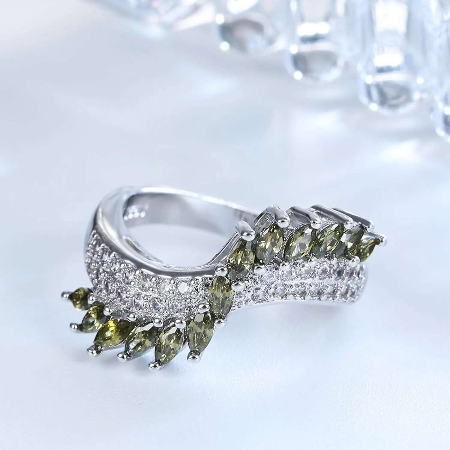 Vintage Jewelry Rings, Ring for Women Promise Elegant Wavy Cubic Zirconia Green Jewelry Rings for Women