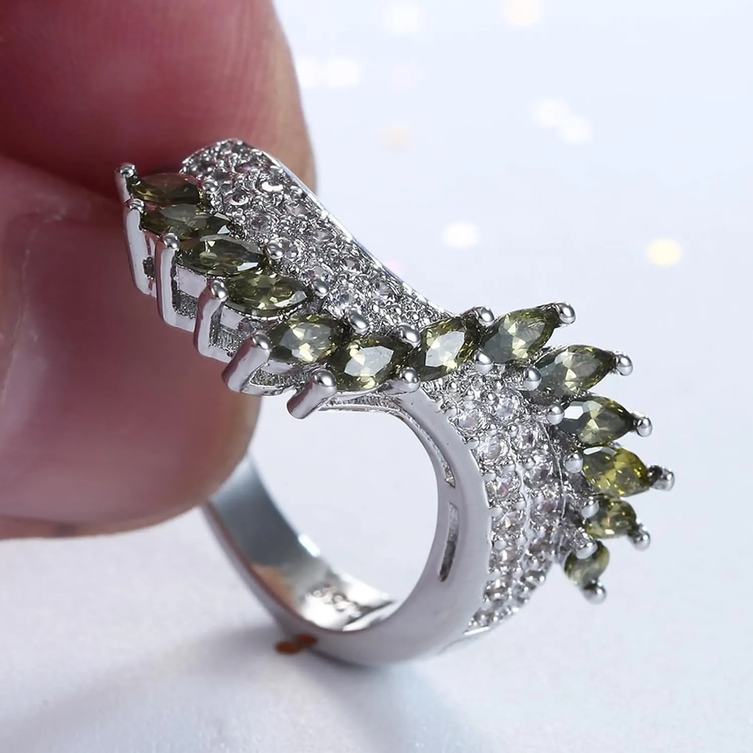 Vintage Jewelry Rings, Ring for Women Promise Elegant Wavy Cubic Zirconia Green Jewelry Rings for Women