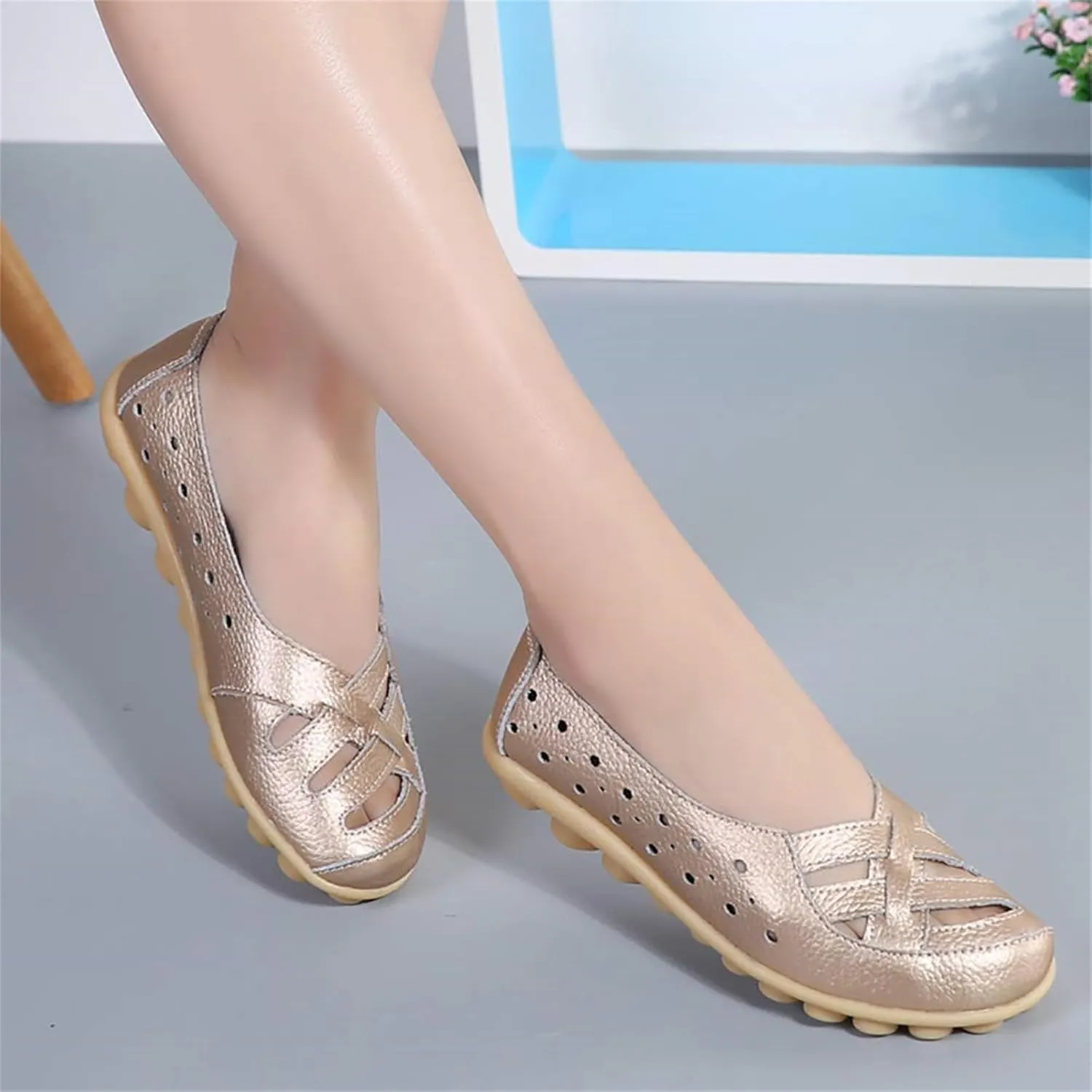Women's Leather Sandals Loafers Slip-Ons Flats Sandals Casual Walking Cutout Breathable Shoes