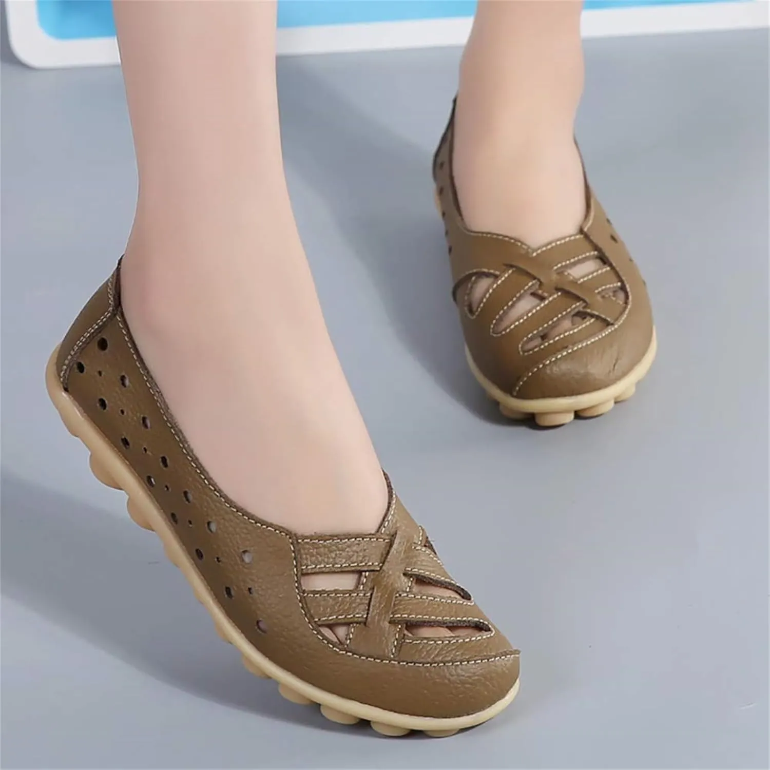 Women's Leather Sandals Loafers Slip-Ons Flats Sandals Casual Walking Cutout Breathable Shoes