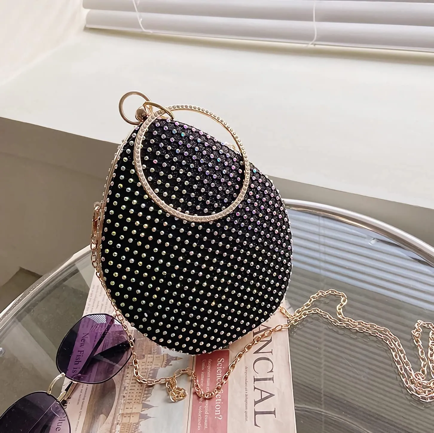 Women's Small Teardrop Shaped Rhinestone Clutch Purse Sparkly Evening Bag with Circle Handle for Weddings Party Proms