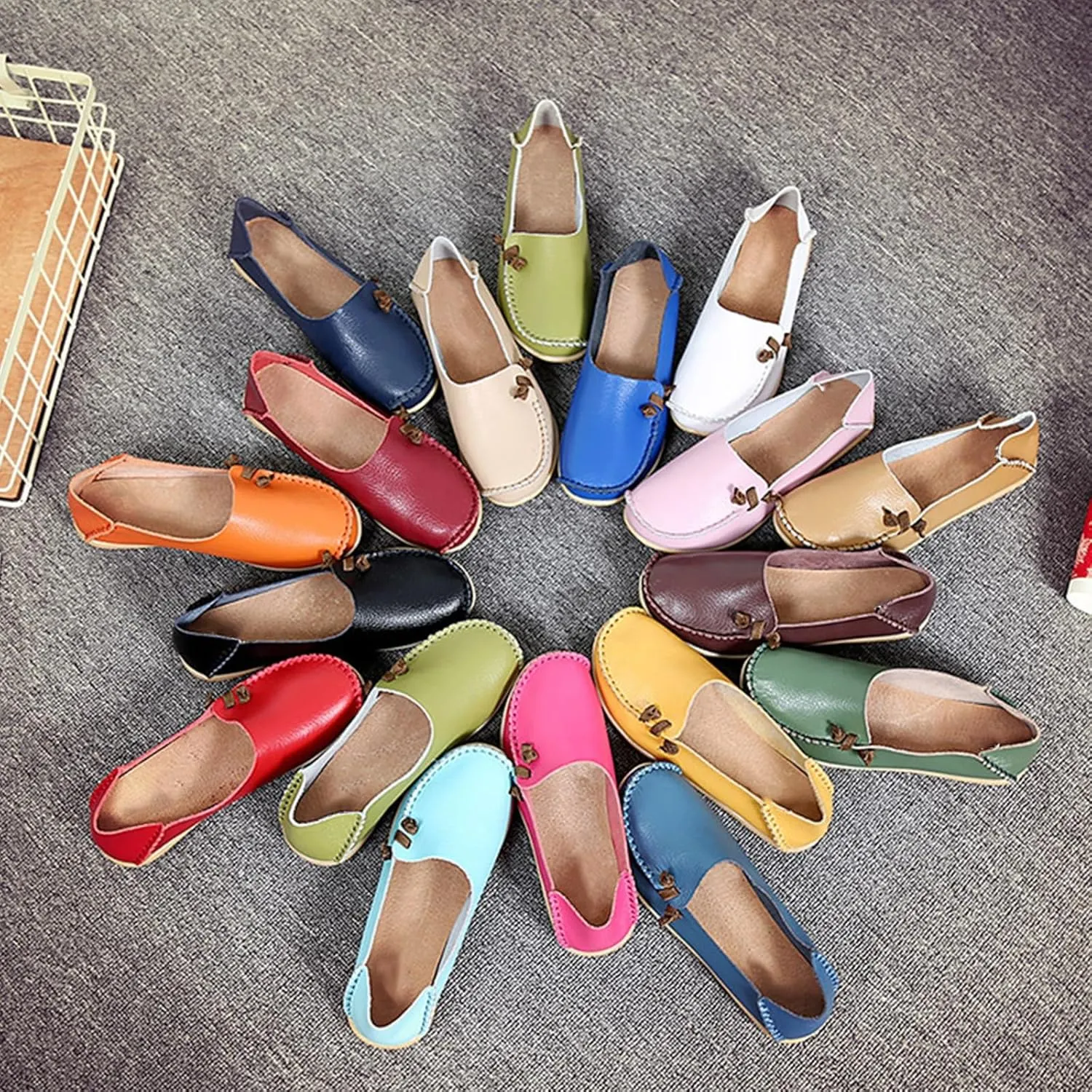 ZWRXW Loafers for Women Casual Comfort Walking Cute Flat Loafer Ladies Slip On Flat Shoes Lightweight Fashion Moccasins Driving Flats Boat Shoes